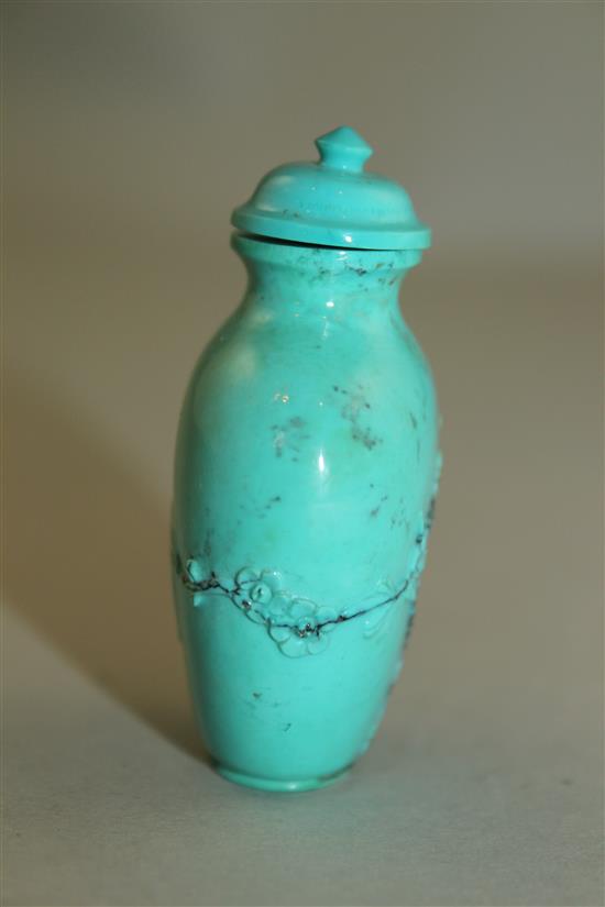 A Chinese turquoise matrix snuff bottle and stopper, 1900-1950, 5.5cm incl. stopper